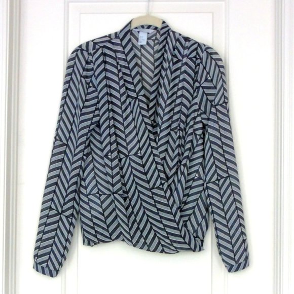H&M Grey and Black Long Sleeve Patterned Blouse US size 6 - Picture 1 of 10